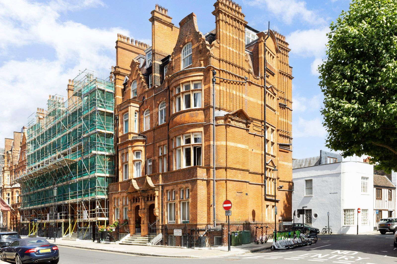 Draycott Place