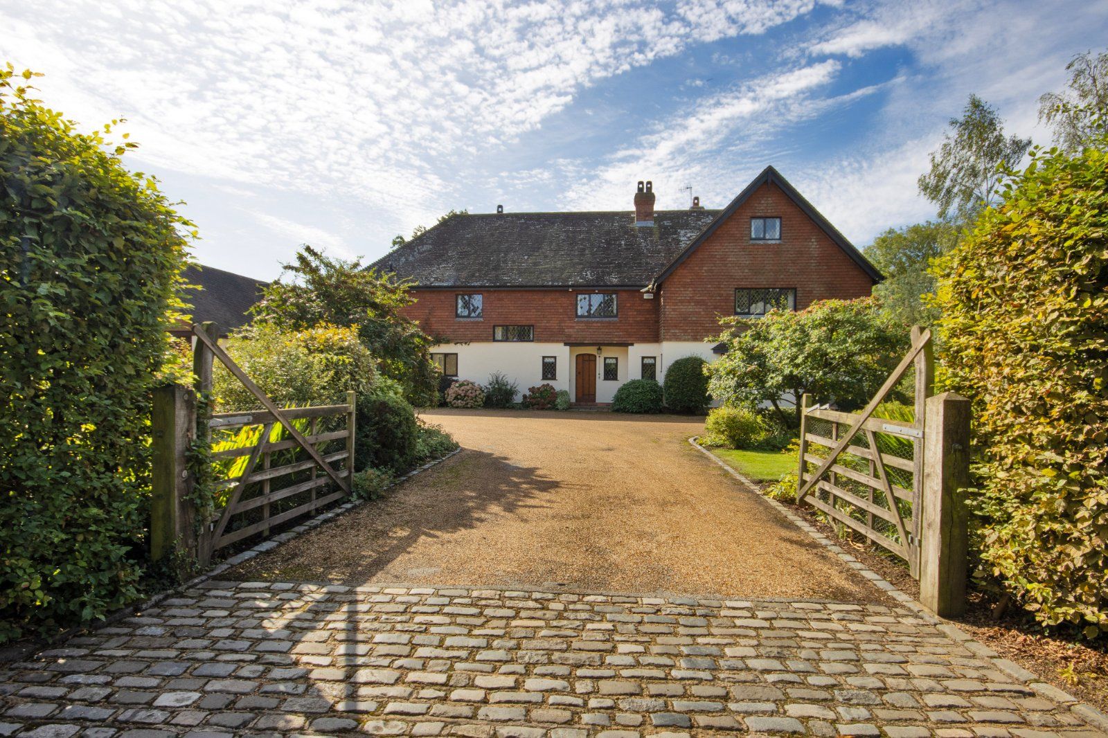House/Driveway
