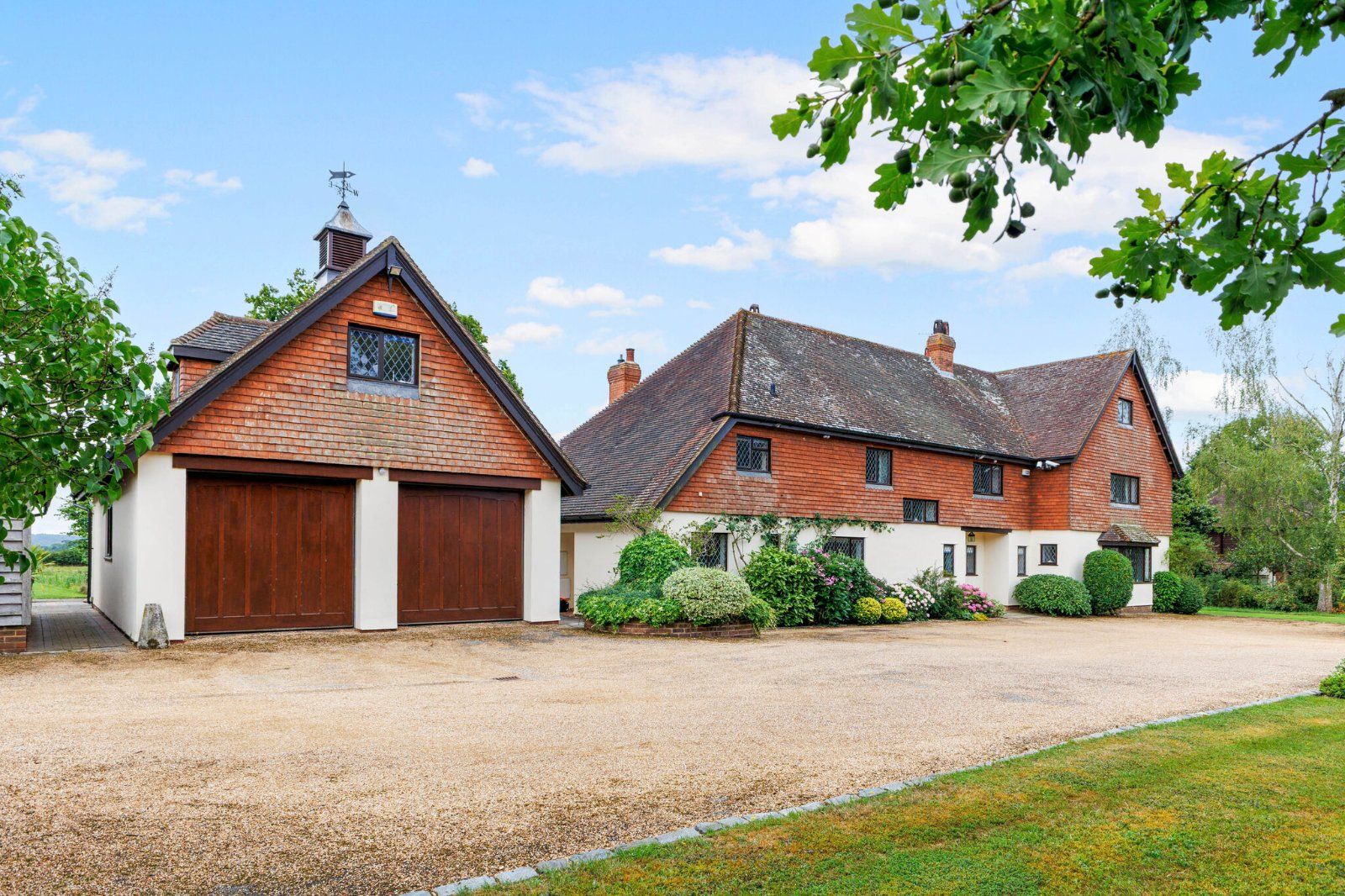 House/Garages
