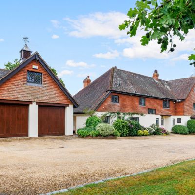 House/Garages