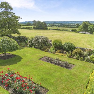 Garden To Front