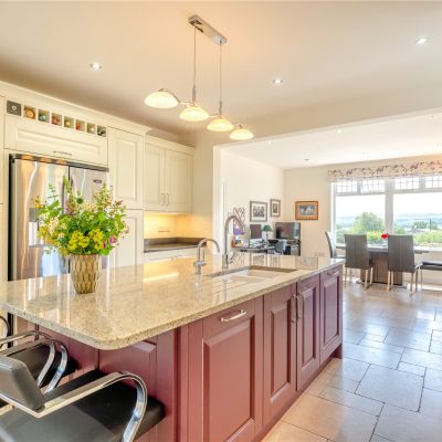 Breakfast Bar