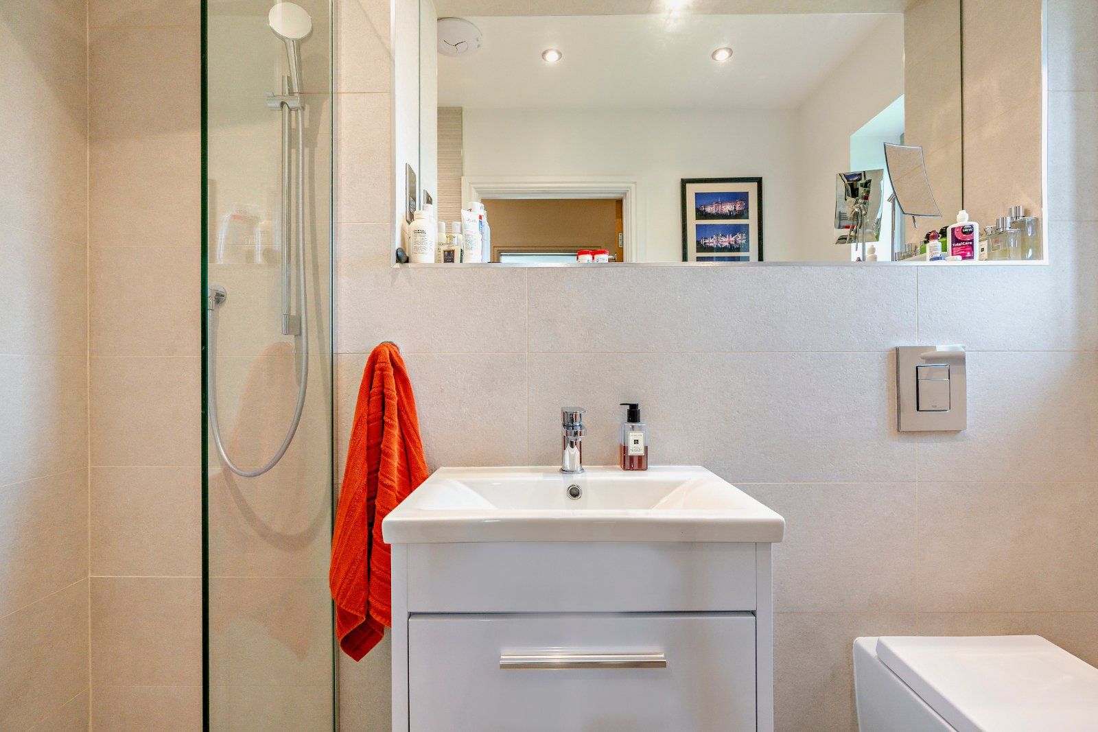 Ensuite