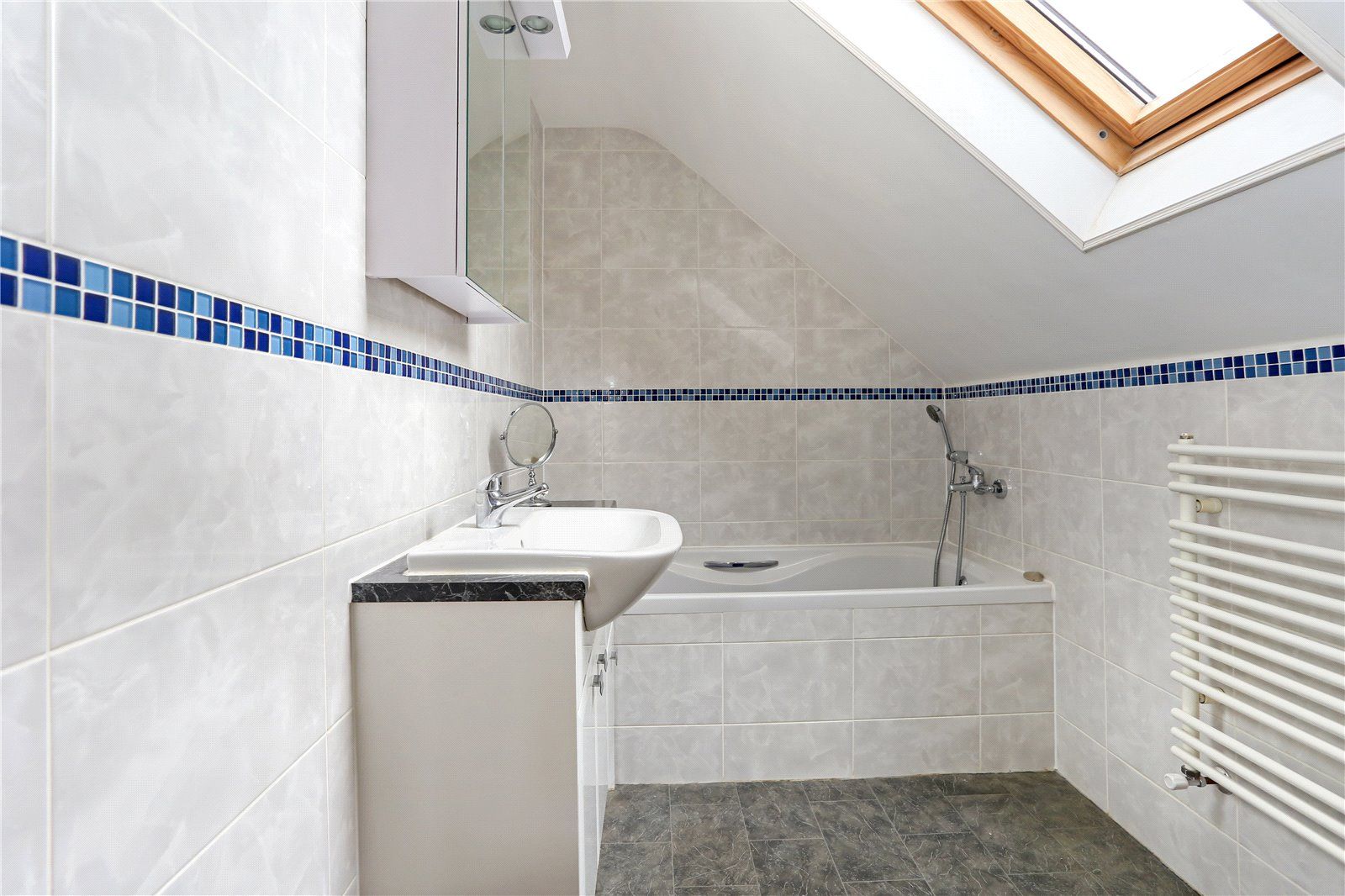 En Suite Bathroom