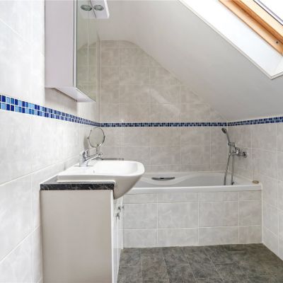 En Suite Bathroom