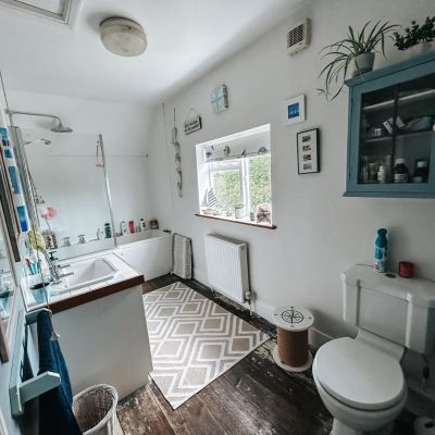 Bathroom 2