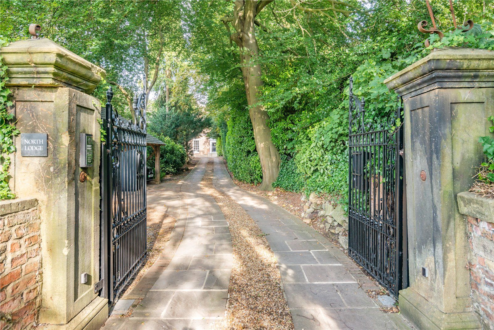 Private Entrance