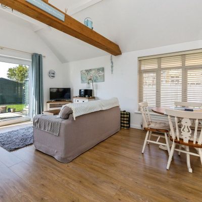 Annexe Living Rm