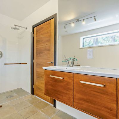 Annexe Bathroom