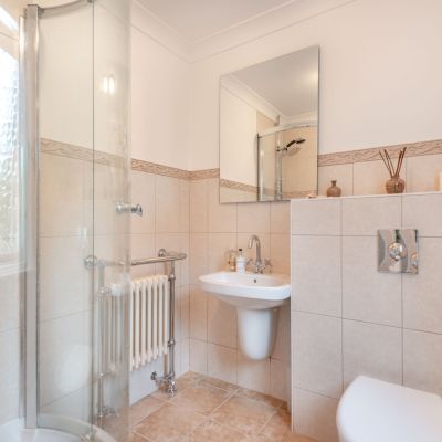 Ground Floor Shower