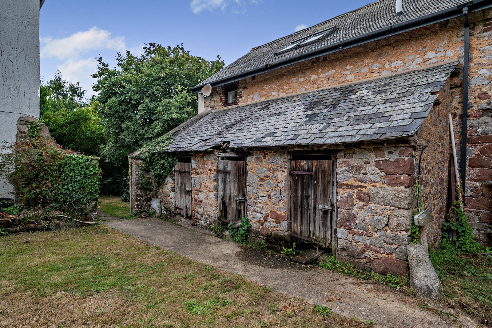 Outbuilding