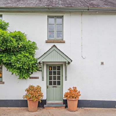Wiseria Cottage