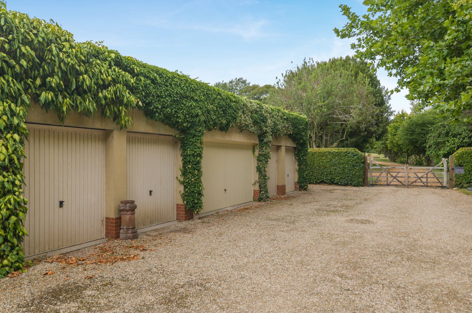 Garaging