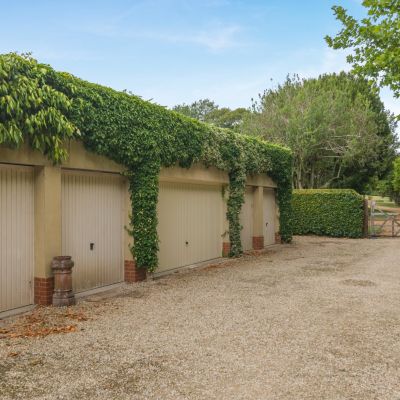 Garaging