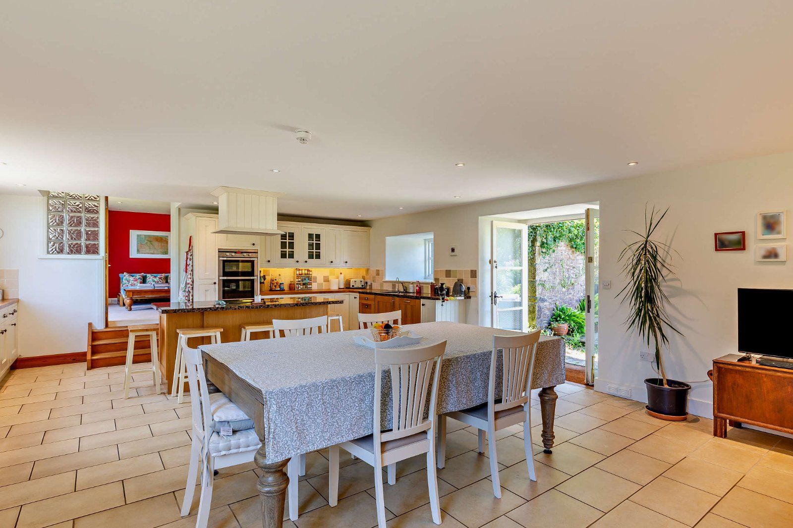 Kitchen/Family Room