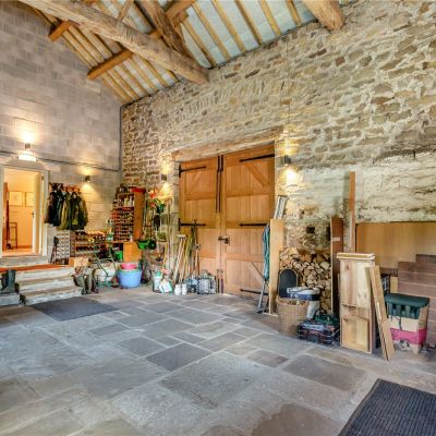 Barn