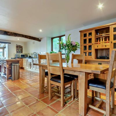 Kitchen/Dining