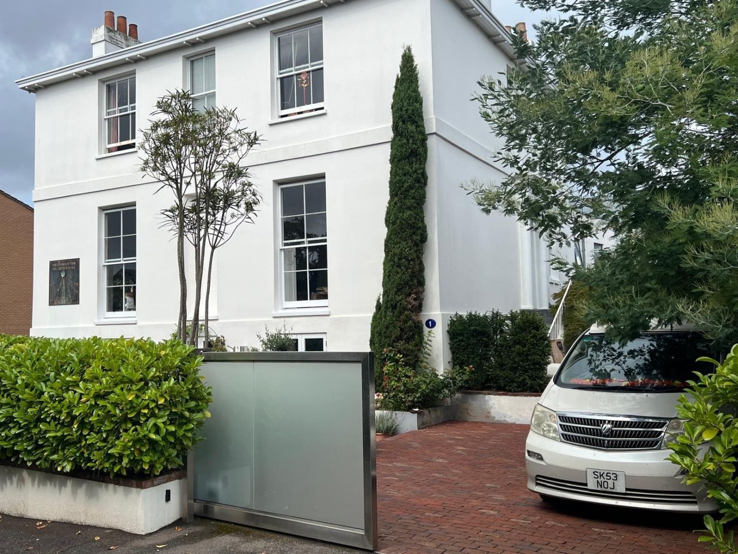 Belmont House