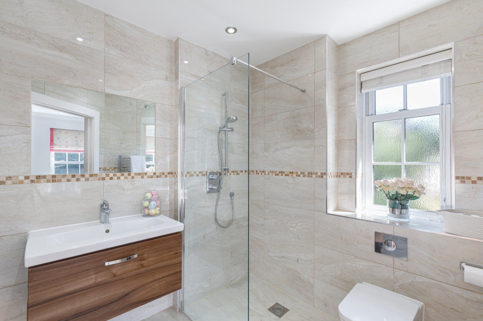 Bedroom 2 En Suite