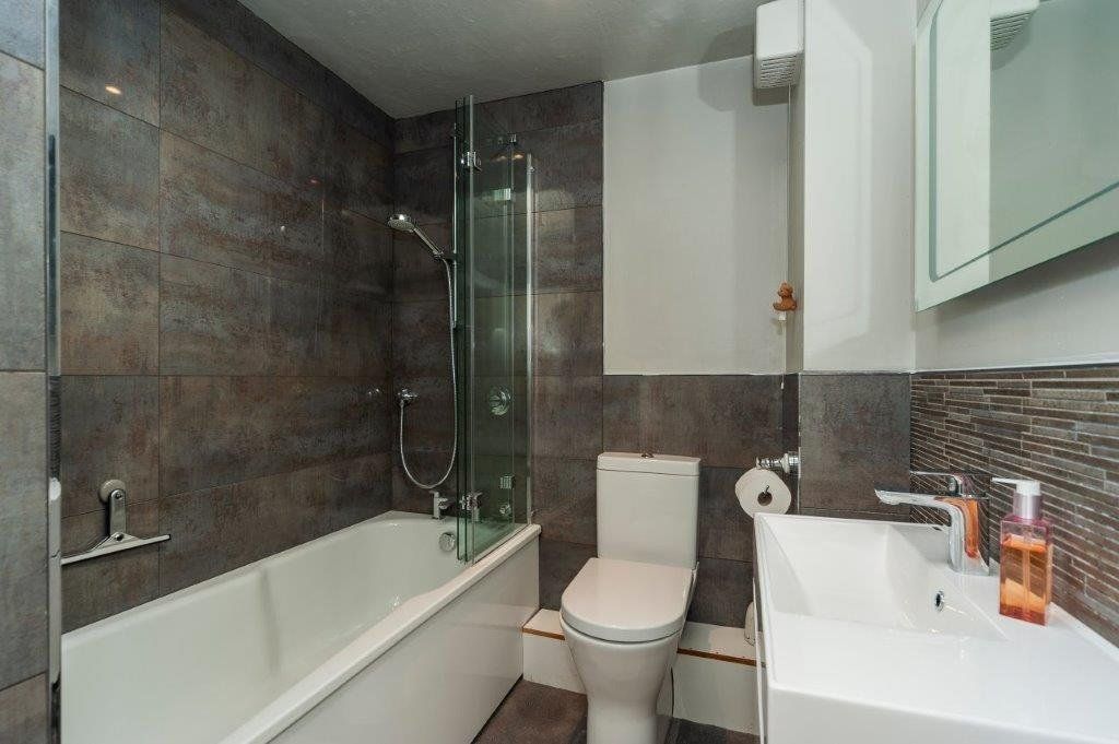 Bedroom 3 En Suite