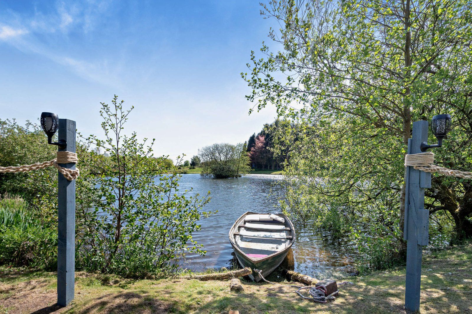 Lochside Access