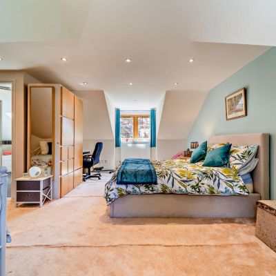 Large Bedroom
