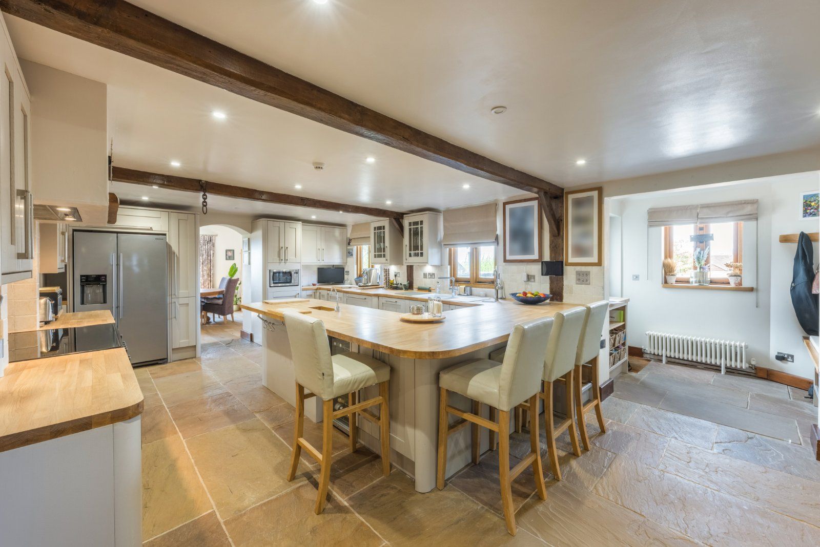 Kitchen/Dining Area