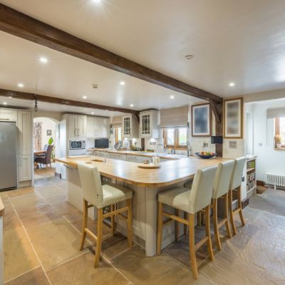 Kitchen/Dining Area