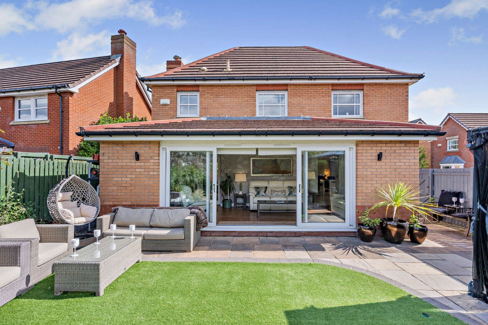 Wrap Around Terrace