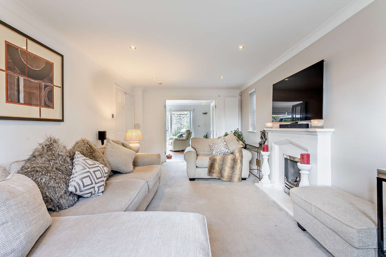 Comfy Lounge