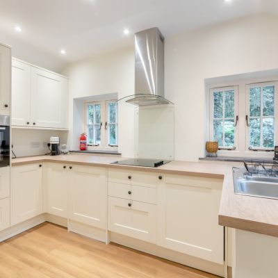 Cottage kitchen