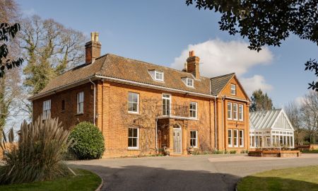 Abbotts Hall