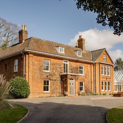 Abbotts Hall
