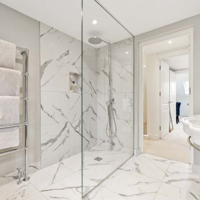 Family Shower Room
