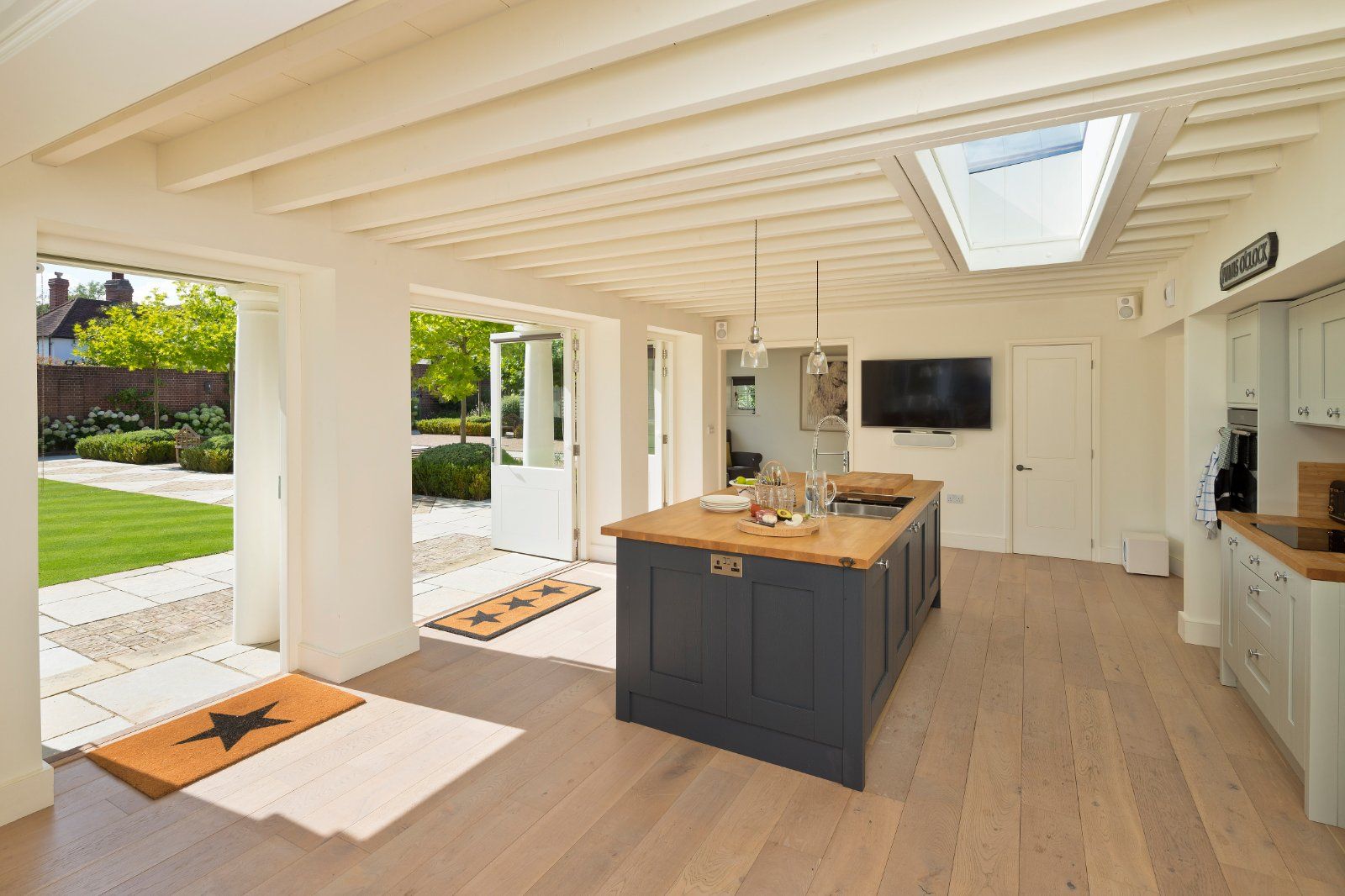 Leisure Suite