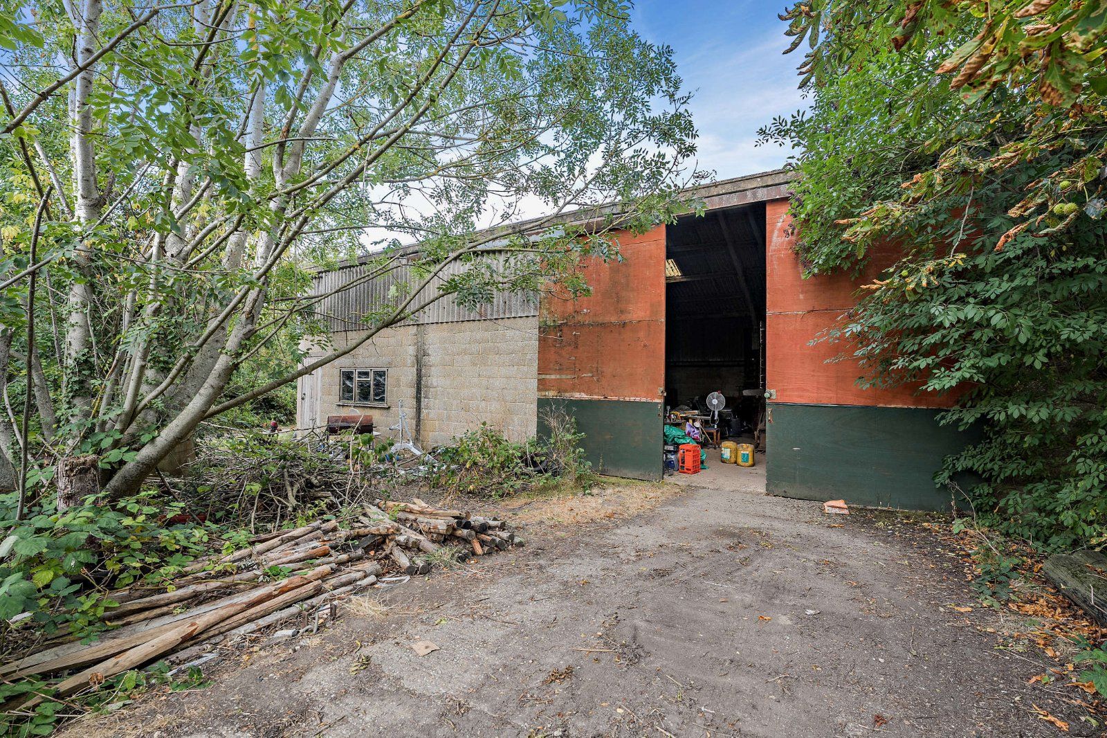 Outbuilding