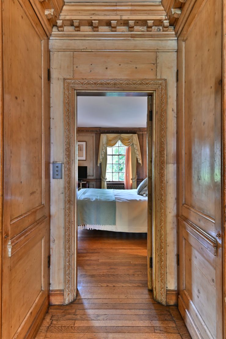 Door Architrave