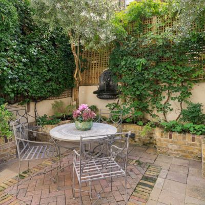 Pretty Garden