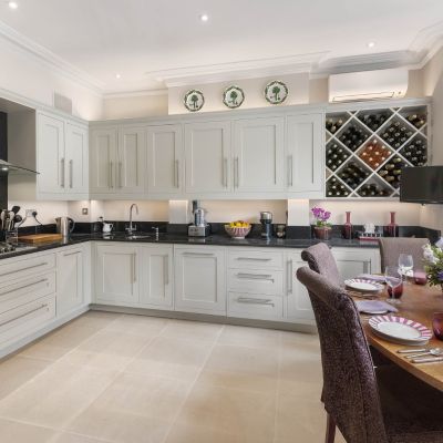 Kitchen/Dining