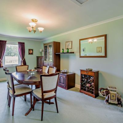 Dining/Bedroom 4