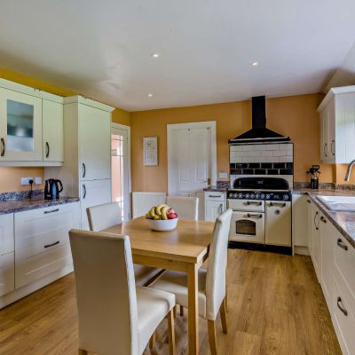 Kitchen/Dining
