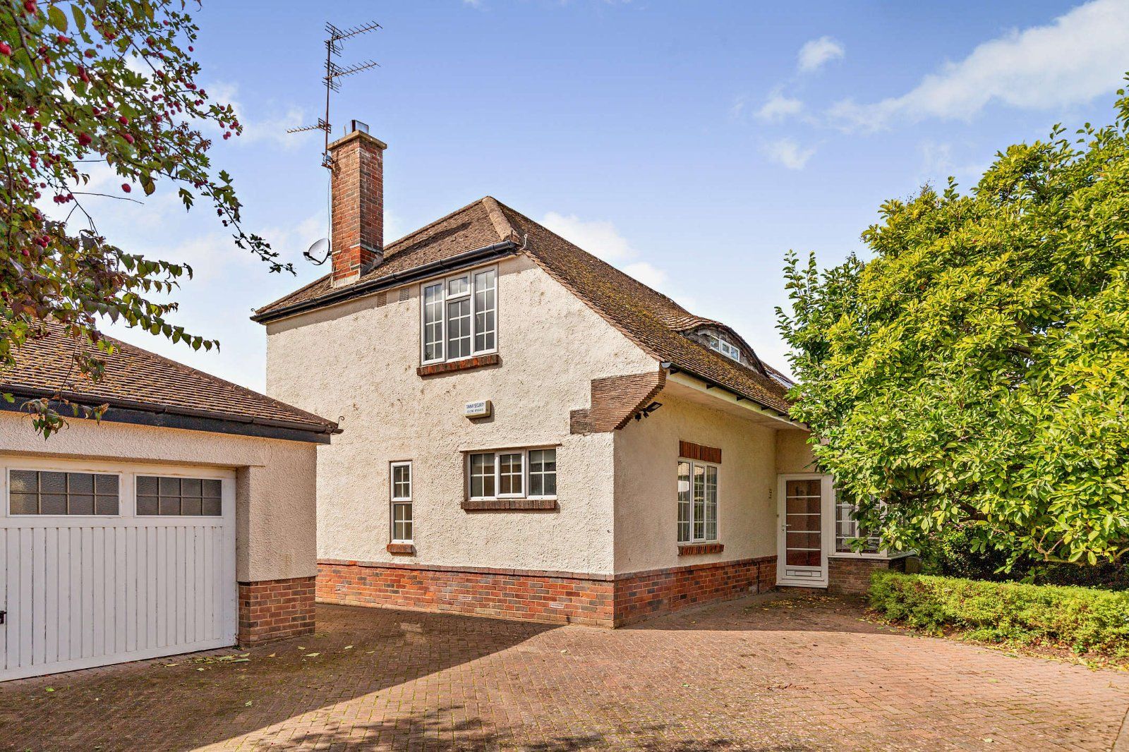 10 Claredale Road