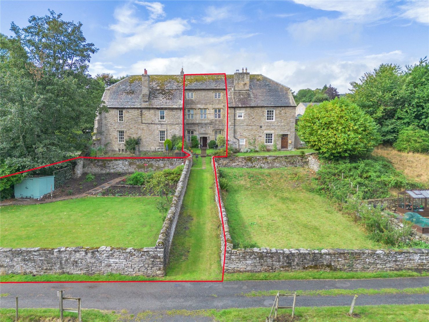 2 Stanhope Hall