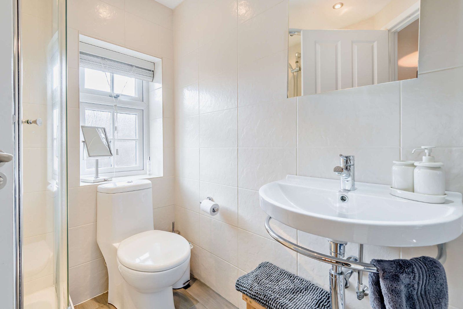 Bedroom 2 En Suite