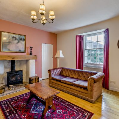 Reception/Bedroom