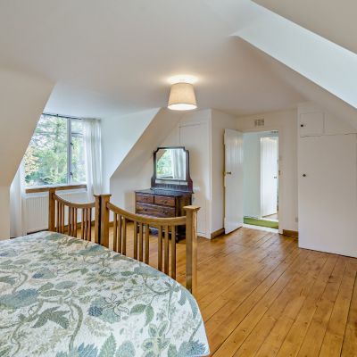 Spacious Room