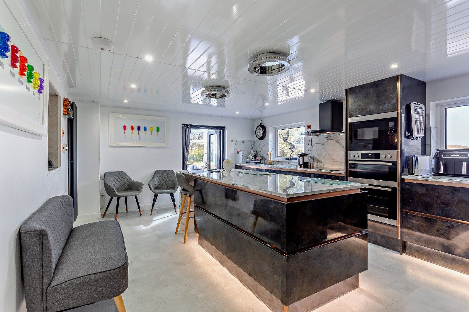 152 Oldshoremore