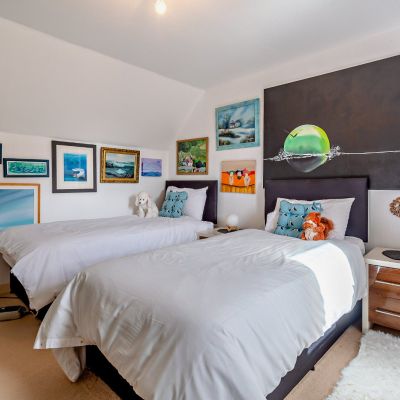 152 Oldshoremore