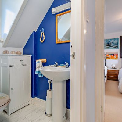 152 Oldshoremore