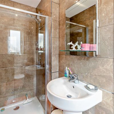 Bedroom 1 En Suite